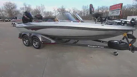 2021 Ranger 212LS Reata w/250HP Mercury Pro-XS stock# R1030